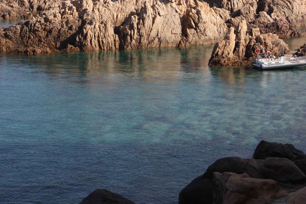 Appartamenti Salusai Trinità dʼAgultu Δωμάτιο φωτογραφία